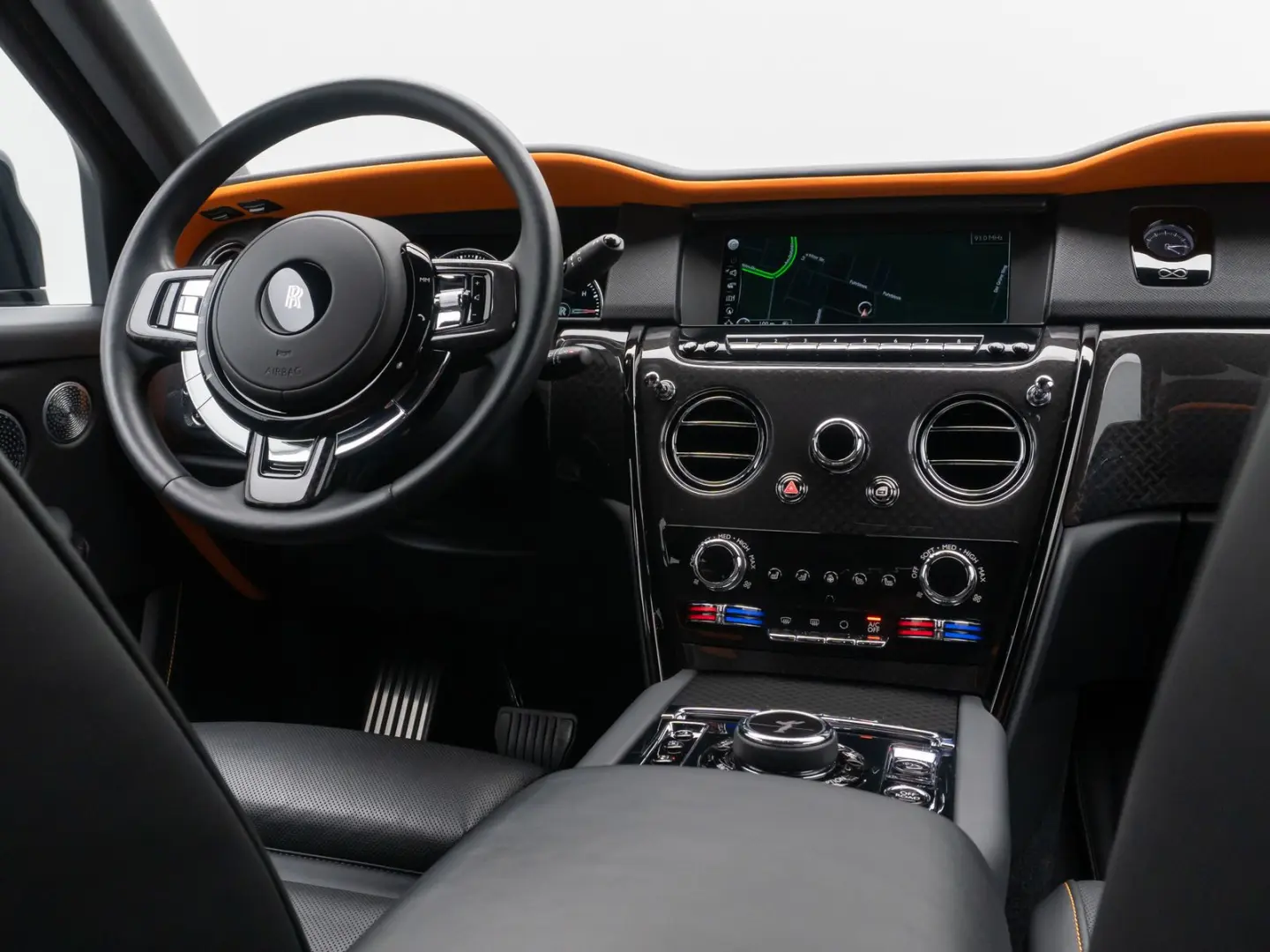 Rolls-Royce Cullinan Black Badge Night Vision Novitec