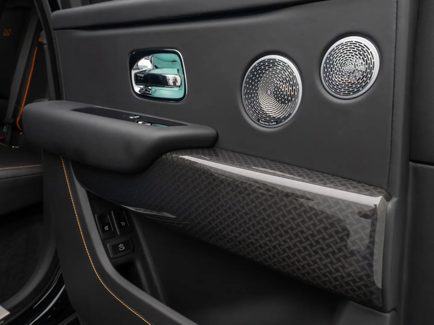 Rolls-Royce Cullinan Black Badge Night Vision Novitec