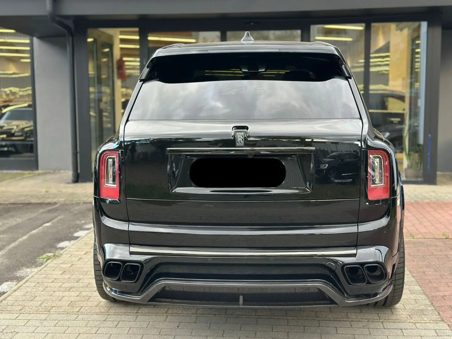 Rolls-Royce CULLINAN*BLACK*BLADGE*MANSORY