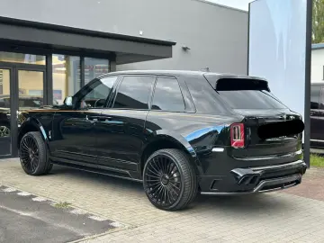 Rolls-Royce CULLINAN*BLACK*BLADGE*MANSORY