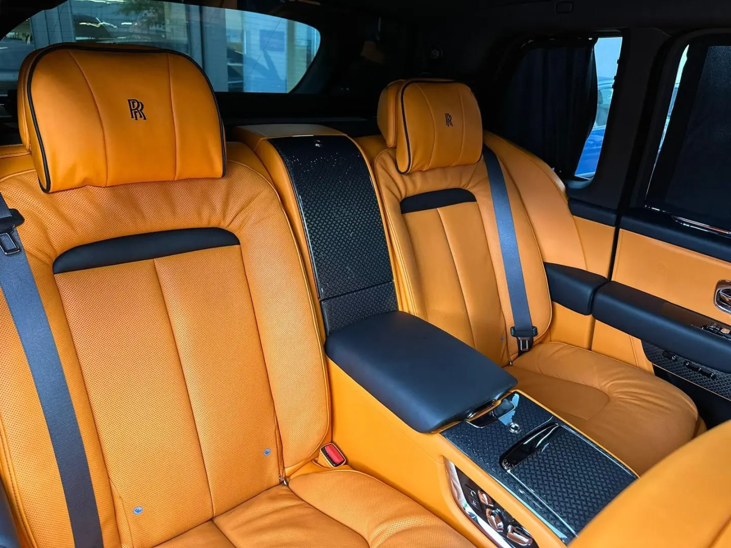 Rolls-Royce CULLINAN*BLACK*BLADGE*MANSORY