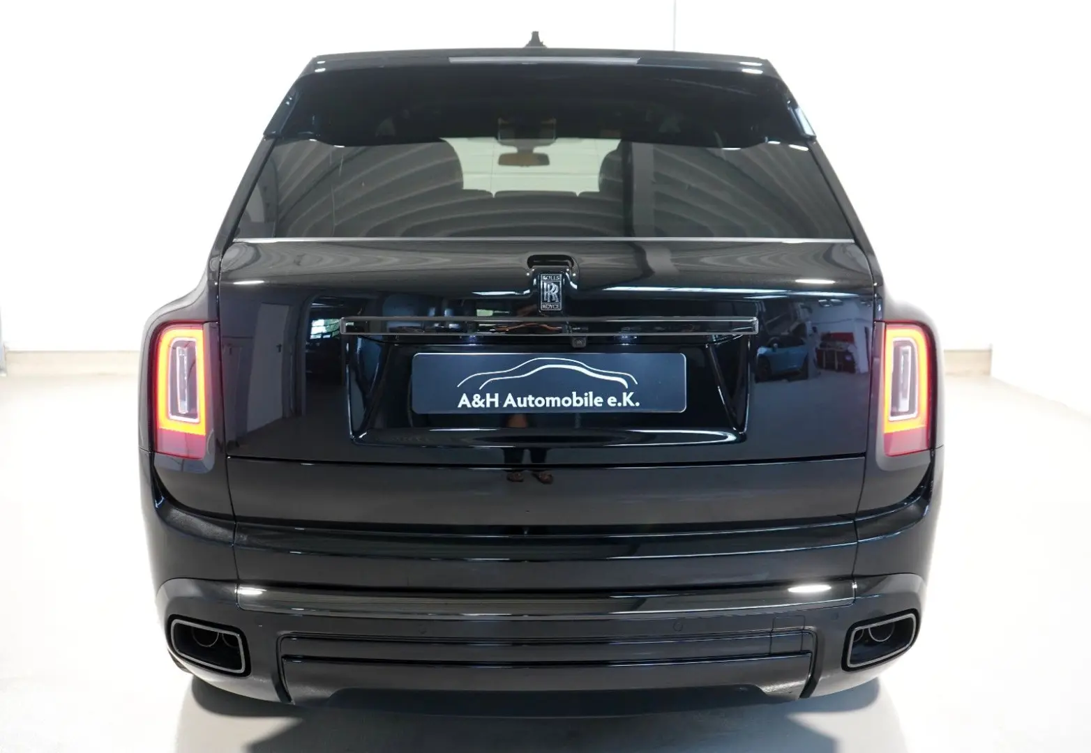 Rolls-Royce Cullinan BLACK BADGE*STARLIGHT*BESPOKE*MANSORY*
