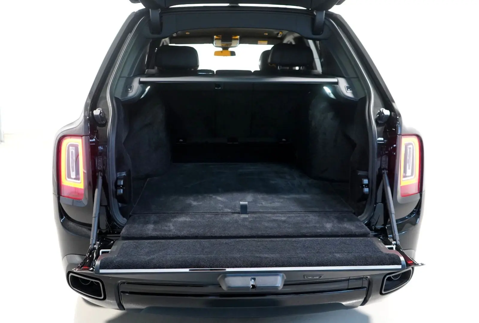 Rolls-Royce Cullinan BLACK BADGE*STARLIGHT*BESPOKE*MANSORY*