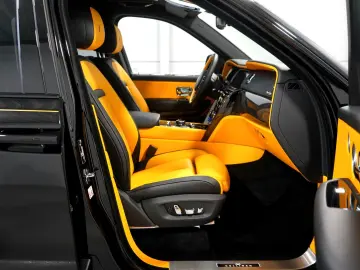 Rolls-Royce Cullinan BLACK BADGE*STARLIGHT*BESPOKE*MANSORY*