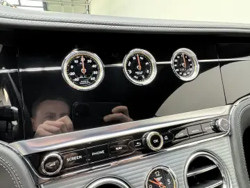 Continental GT V8 Mulliner HeadUp Night Vision