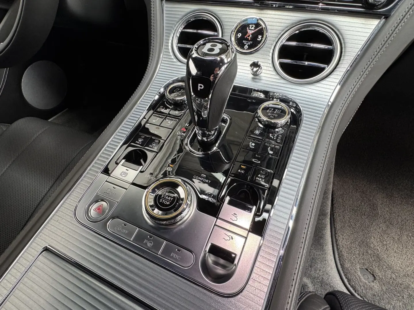 Continental GT V8 Mulliner HeadUp Night Vision