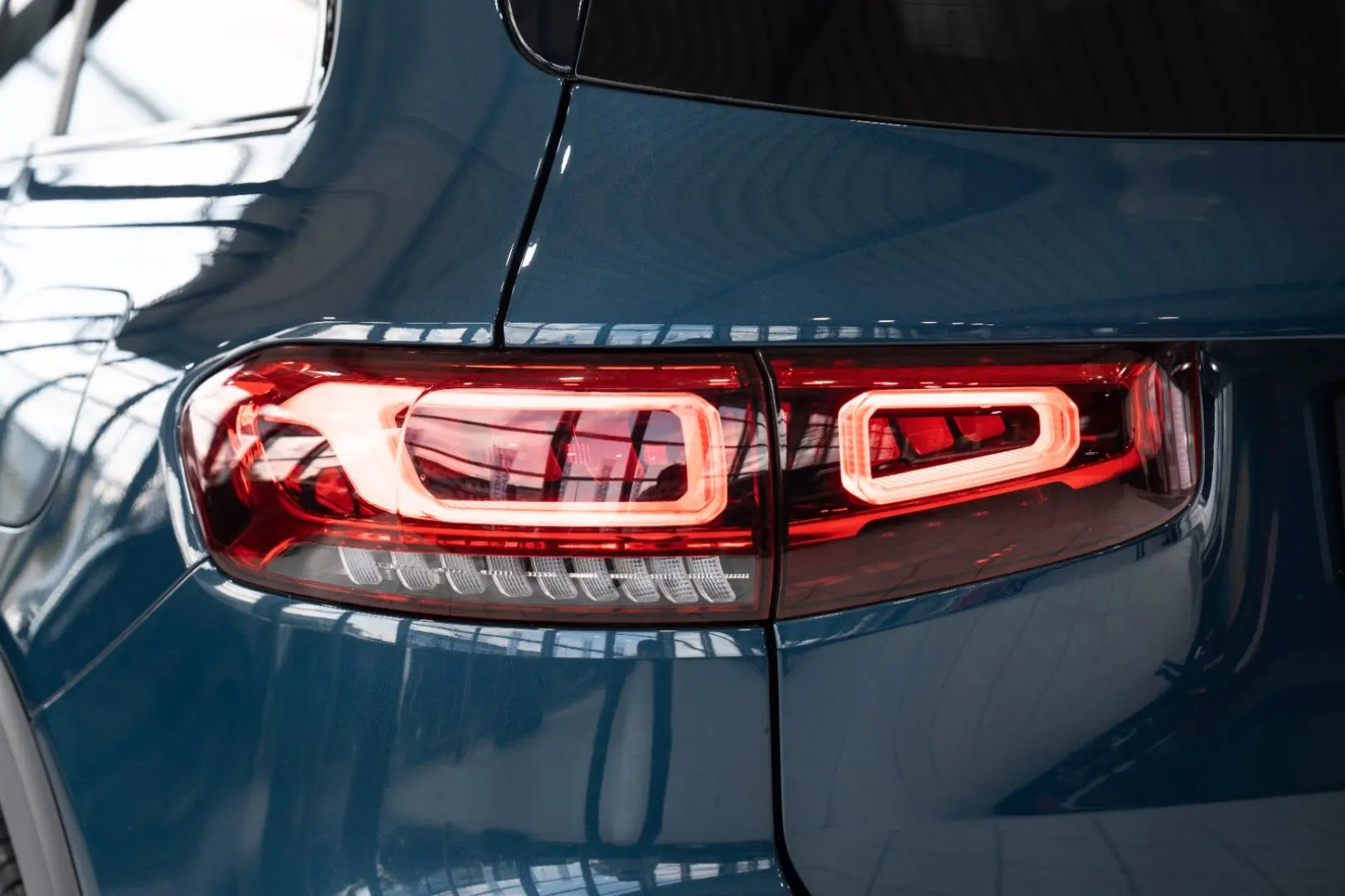 GLB 200 d 4M*AMG-LINE*NIGHT*PANO*LEDER*NAVI*1.HD
