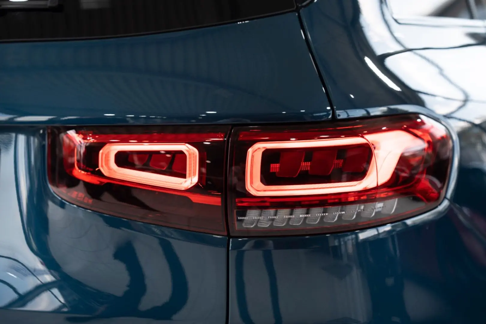 GLB 200 d 4M*AMG-LINE*NIGHT*PANO*LEDER*NAVI*1.HD