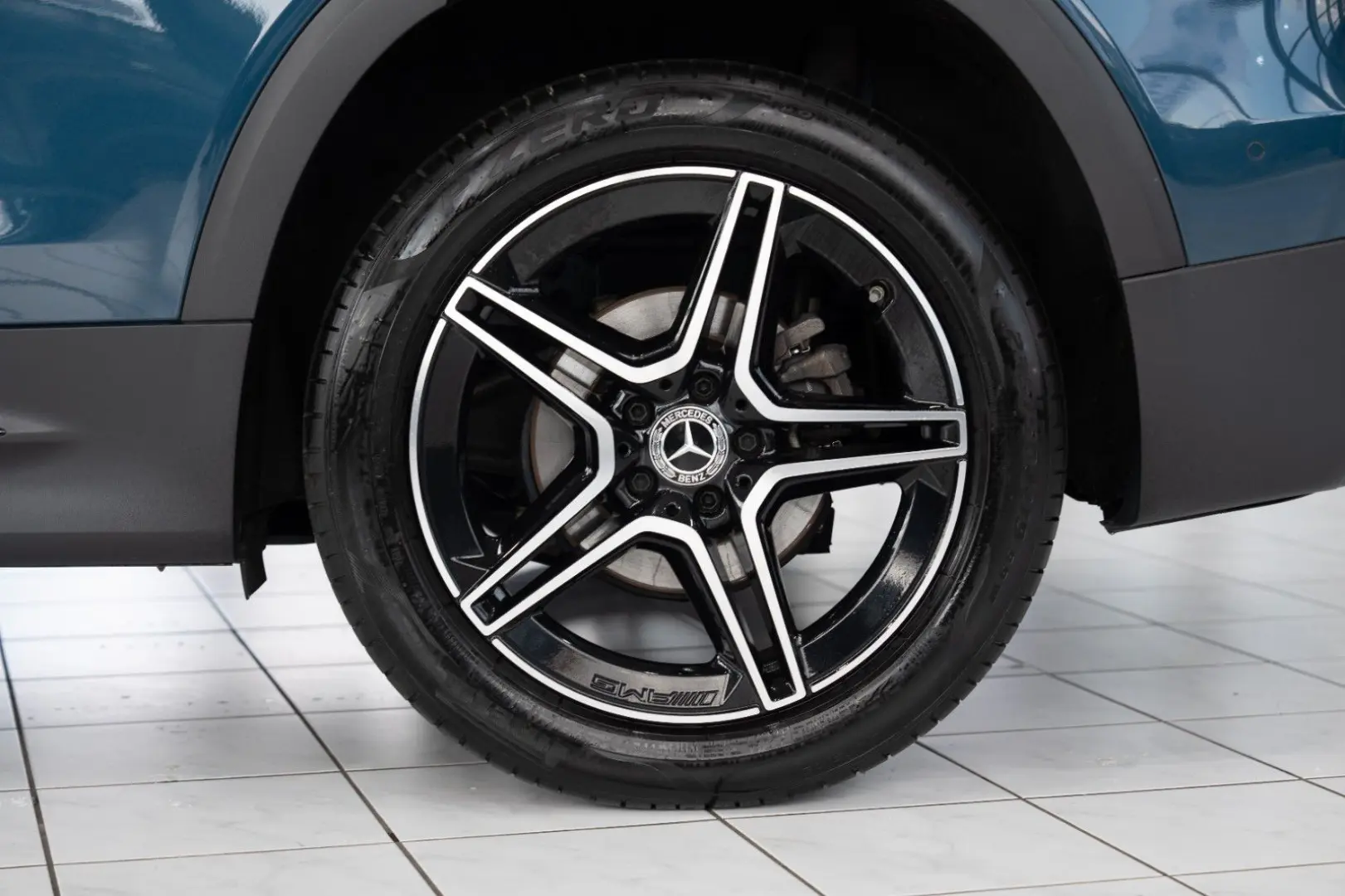 GLB 200 d 4M*AMG-LINE*NIGHT*PANO*LEDER*NAVI*1.HD