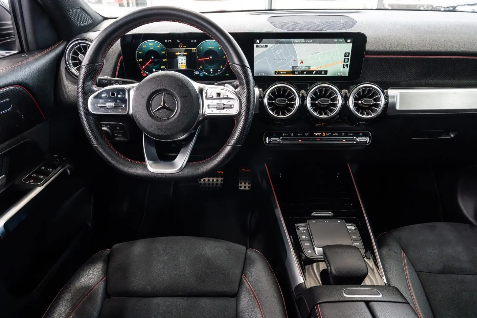 GLB 200 d 4M*AMG-LINE*NIGHT*PANO*LEDER*NAVI*1.HD