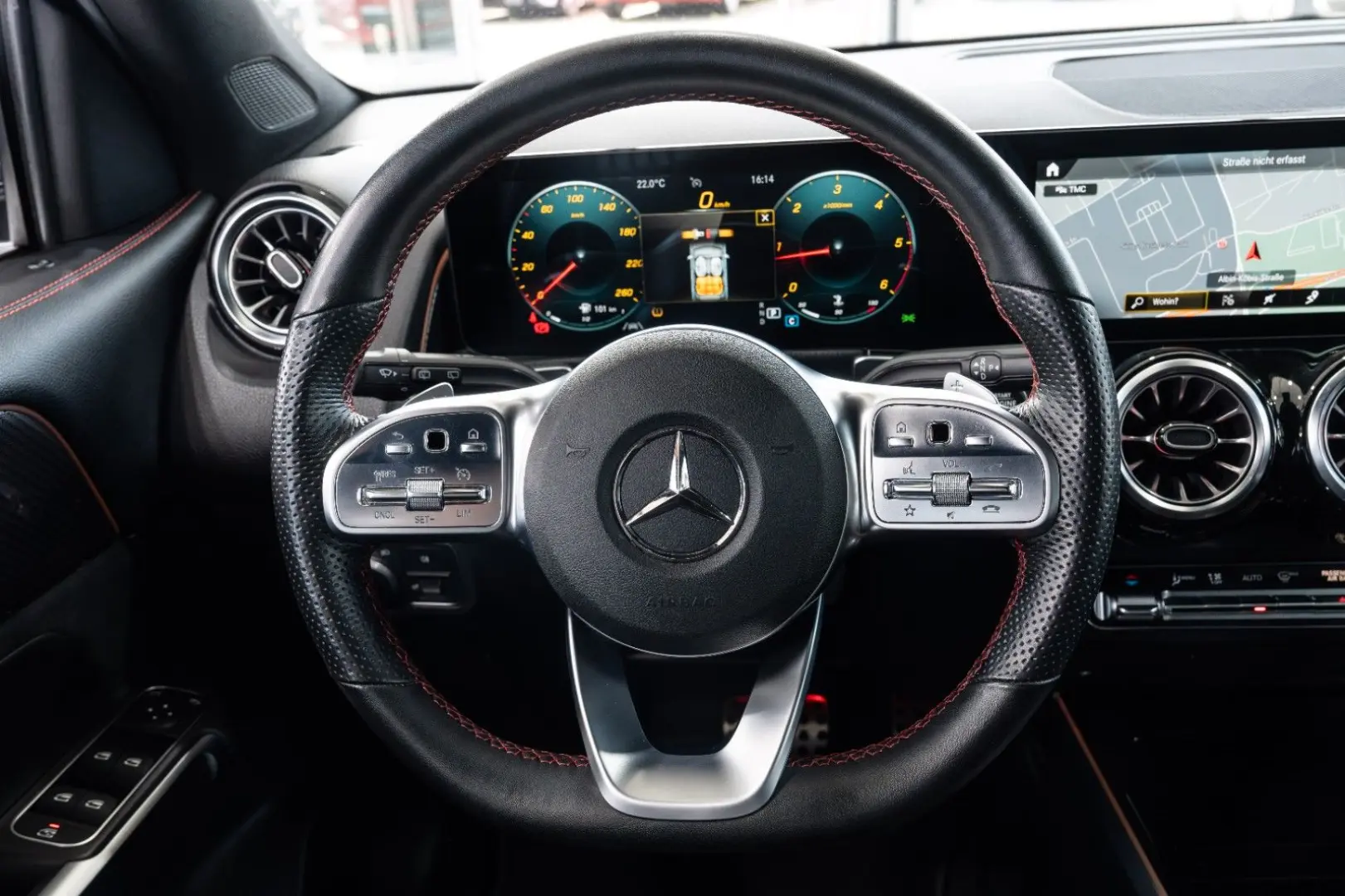 GLB 200 d 4M*AMG-LINE*NIGHT*PANO*LEDER*NAVI*1.HD
