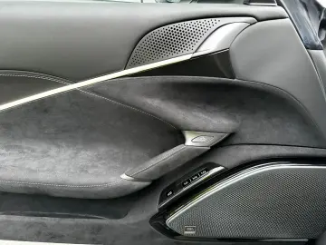 Roma  JBL EXT-WARRANTY 2DISPLAY SEAT-VEN CARBON