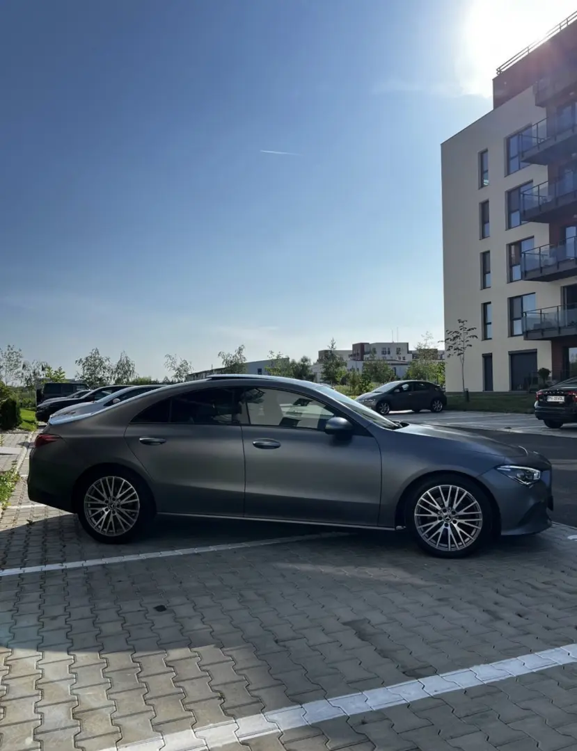 Mercedes-Benz CLA 200