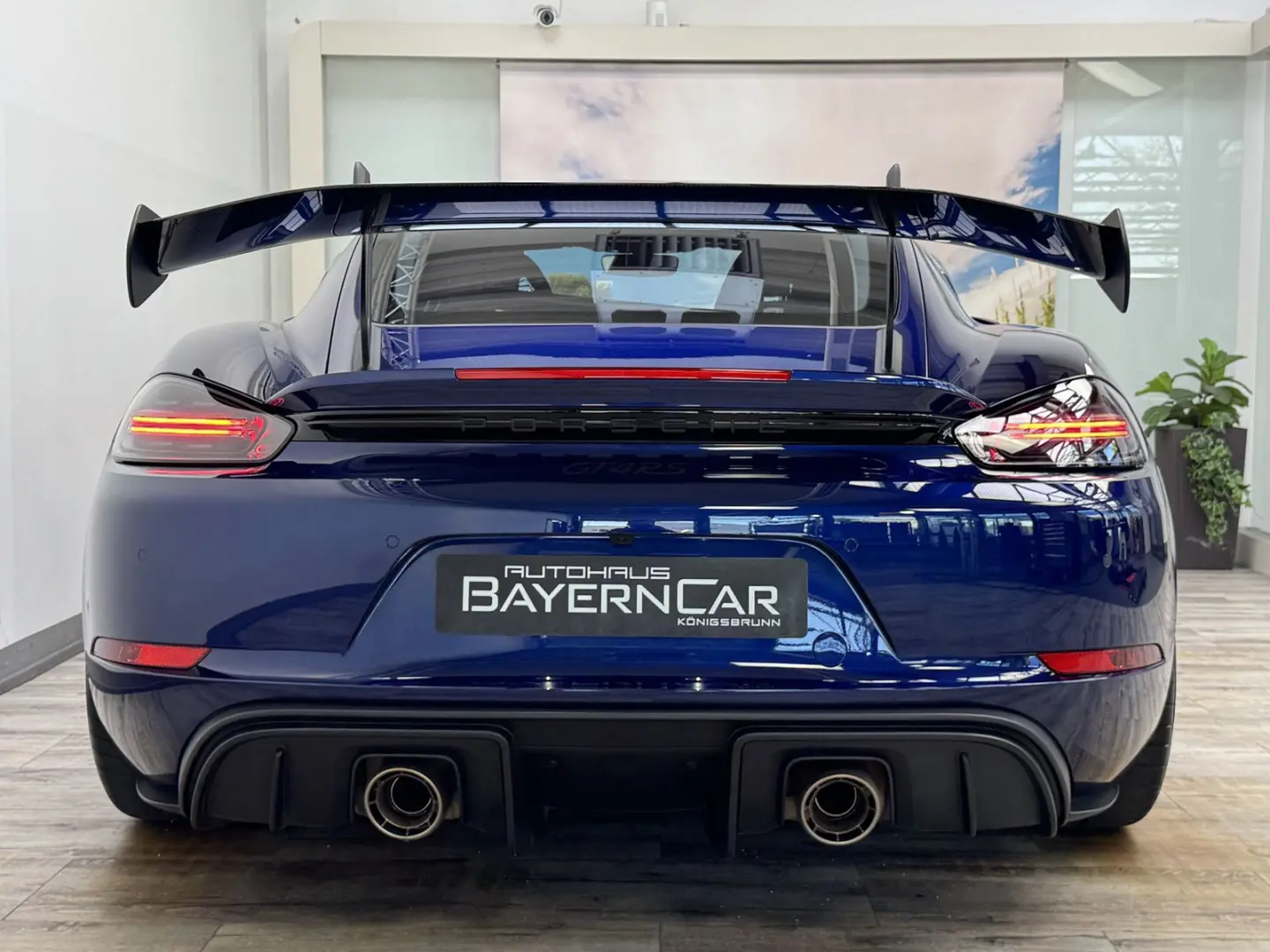 718 Cayman GT4 RS