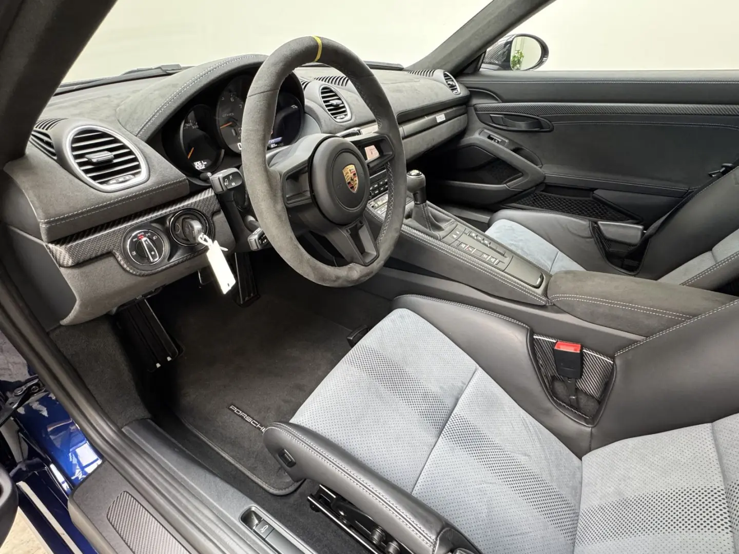 718 Cayman GT4 RS