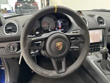718 Cayman GT4 RS