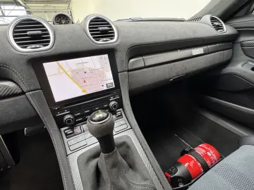 718 Cayman GT4 RS