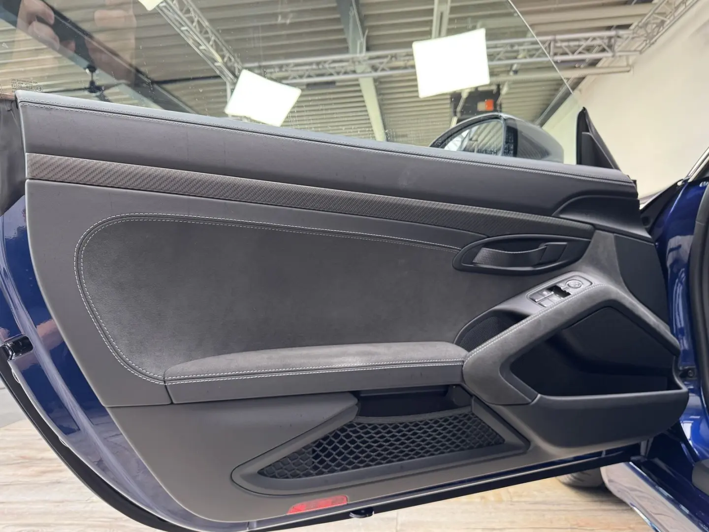 718 Cayman GT4 RS