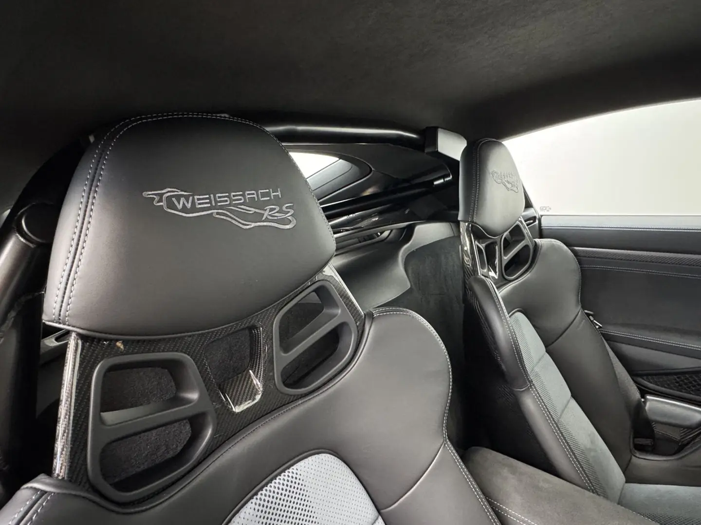 718 Cayman GT4 RS