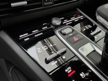 Cayenne E-Hybrid Platinum