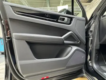 Cayenne E-Hybrid Platinum