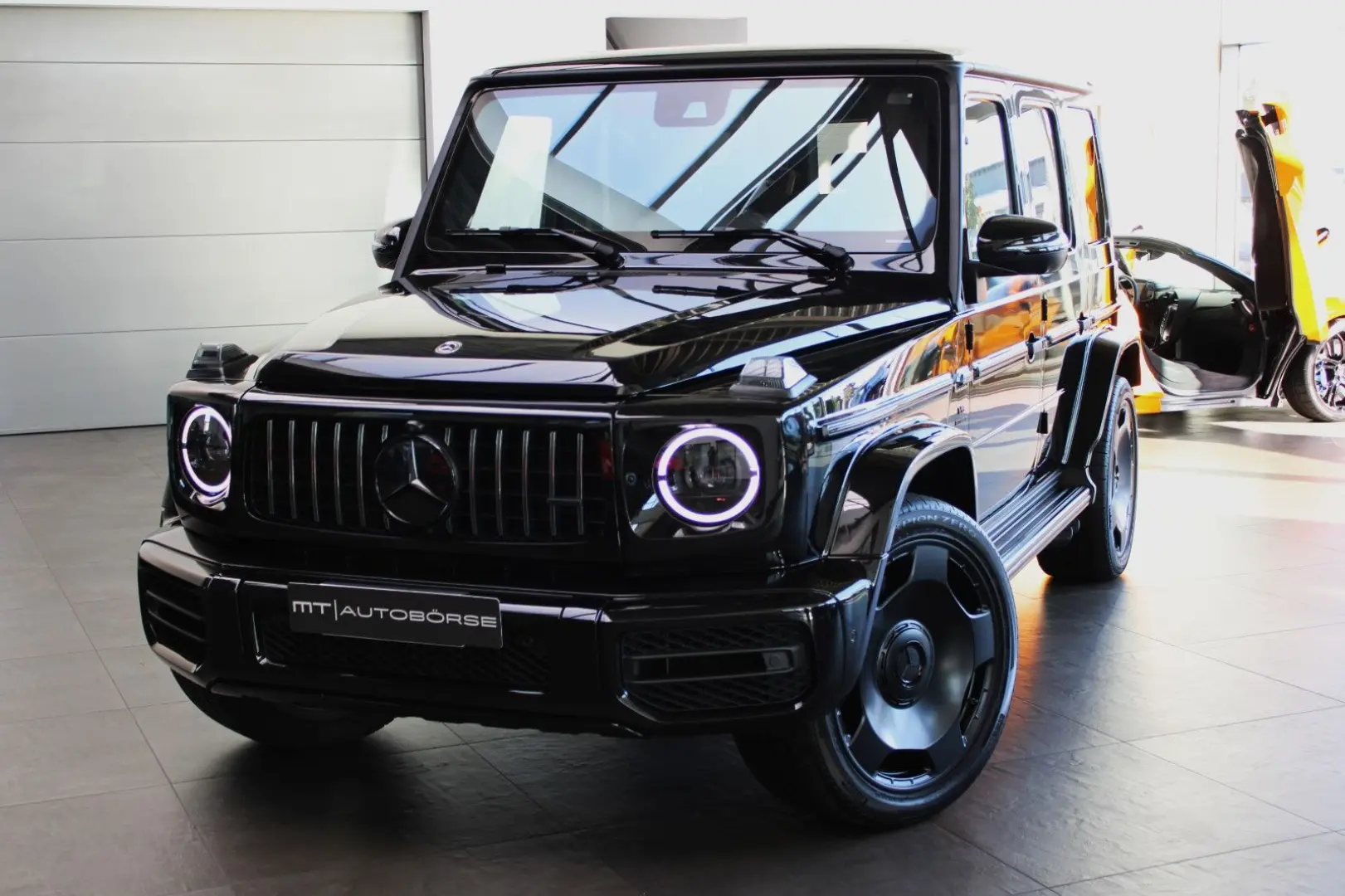 G 63 AMG PERFORMANCE EXKLUSIV | NIGHT | TV | 22