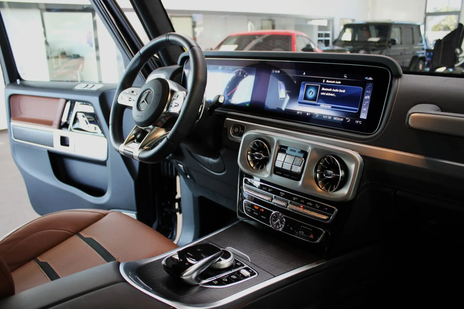 G 63 AMG PERFORMANCE EXKLUSIV | NIGHT | TV | 22