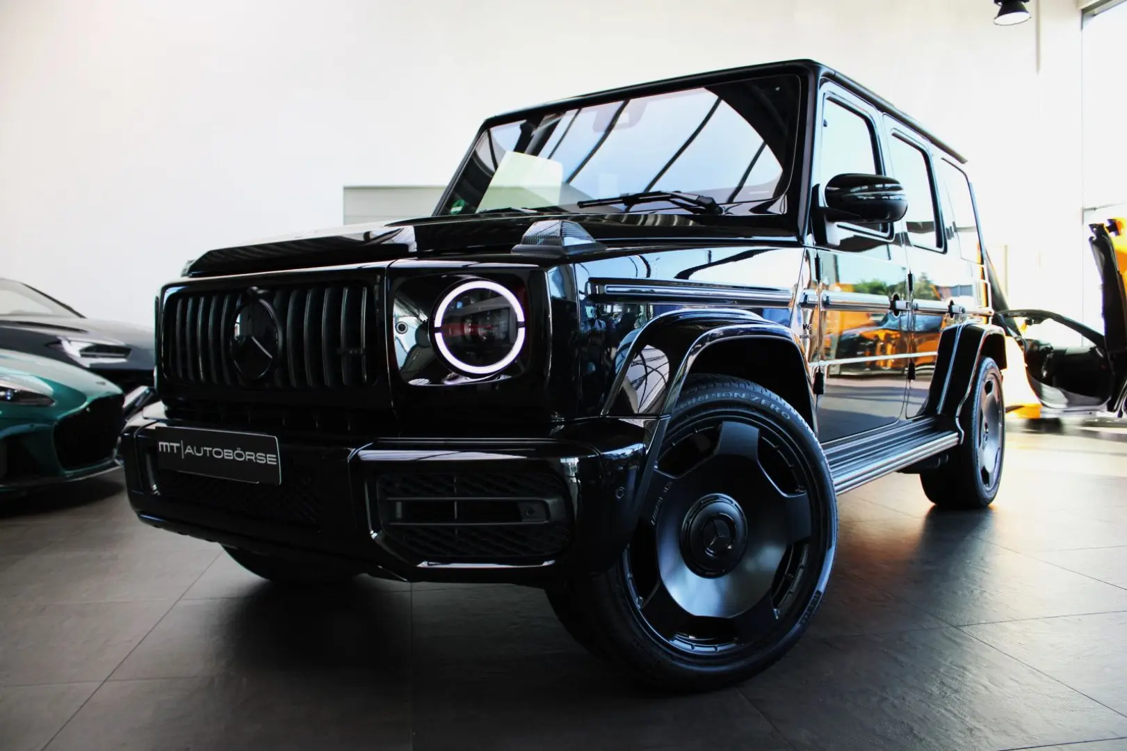 G 63 AMG PERFORMANCE EXKLUSIV | NIGHT | TV | 22
