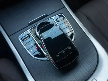 AMG G 63 oliv,Holzboden Kirsche,Sthzg,Sitzkl,AHK