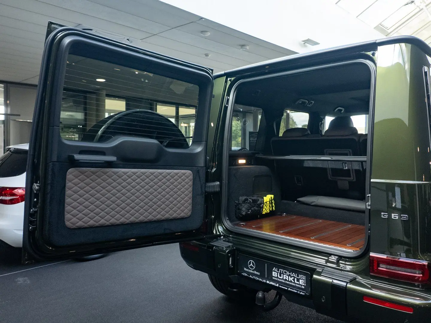 AMG G 63 oliv,Holzboden Kirsche,Sthzg,Sitzkl,AHK