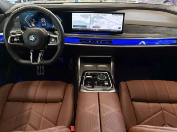 BMW 750e xDrive M Sport