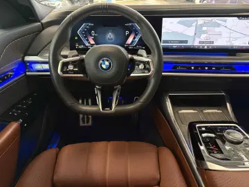 BMW 750e xDrive M Sport