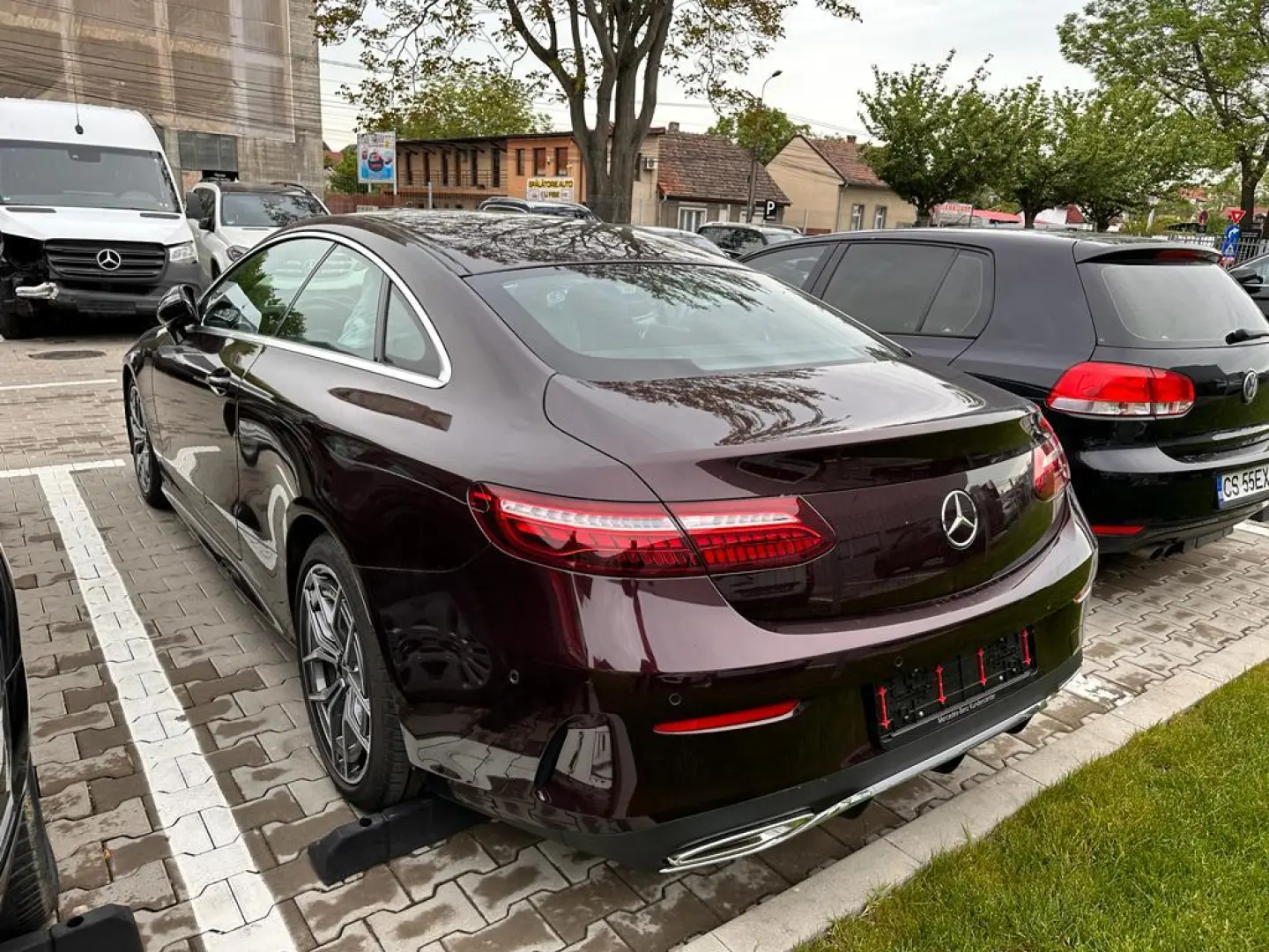 Mercedes-Benz E 200