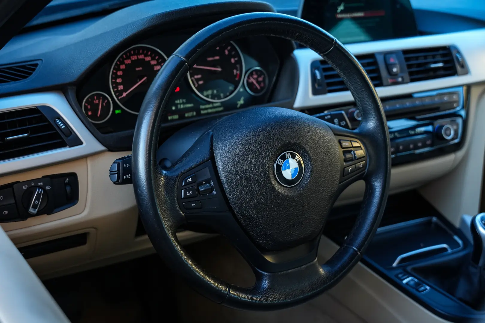 BMW 318i