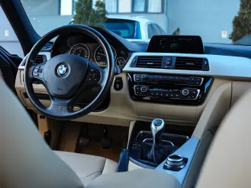 BMW 318i