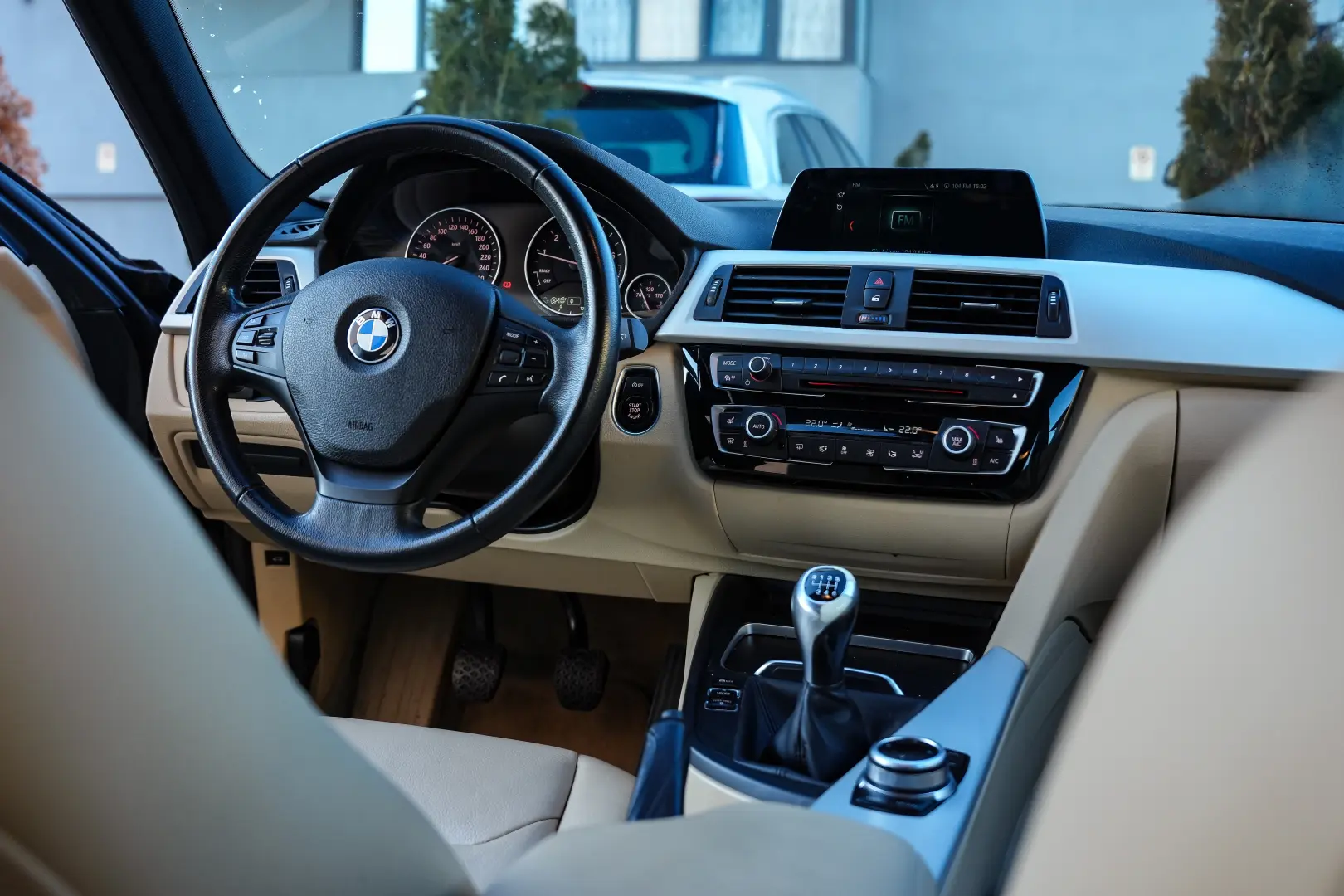 BMW 318i