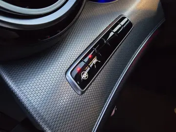 Mercedes E220 Amg