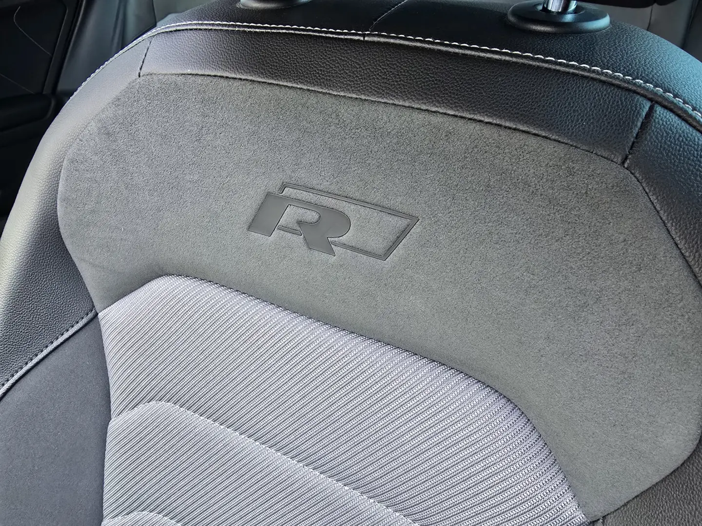 Volkswagen Tiguan R Line