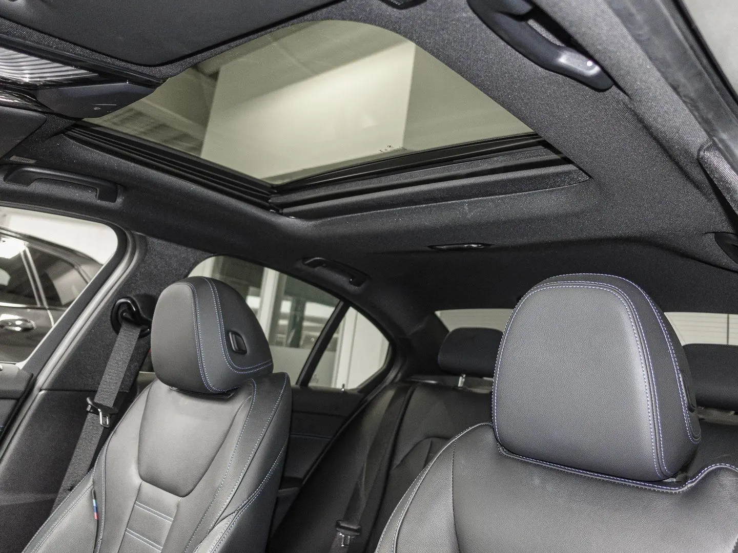 BMW 330i xDrive M Sport GSD ACC S&Go HiFi