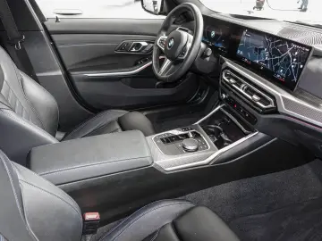 BMW 330i xDrive M Sport GSD ACC S&Go HiFi