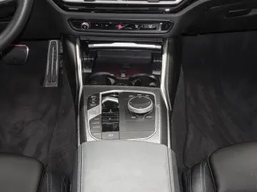 BMW 330i xDrive M Sport GSD ACC S&Go HiFi
