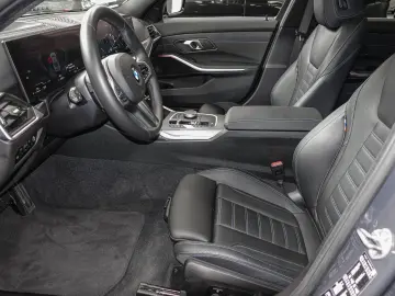 BMW 330i xDrive M Sport GSD ACC S&Go HiFi