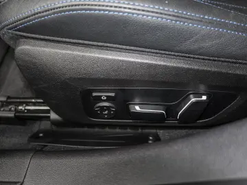 BMW 330i xDrive M Sport GSD ACC S&Go HiFi