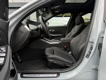 BMW 320d xD M Sport 19