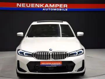 BMW 320 i xDrive M Sport ACC Kamera HeadUp