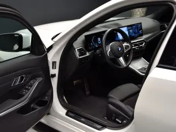 BMW 320 i xDrive M Sport ACC Kamera HeadUp
