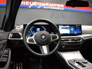 BMW 320 i xDrive M Sport ACC Kamera HeadUp