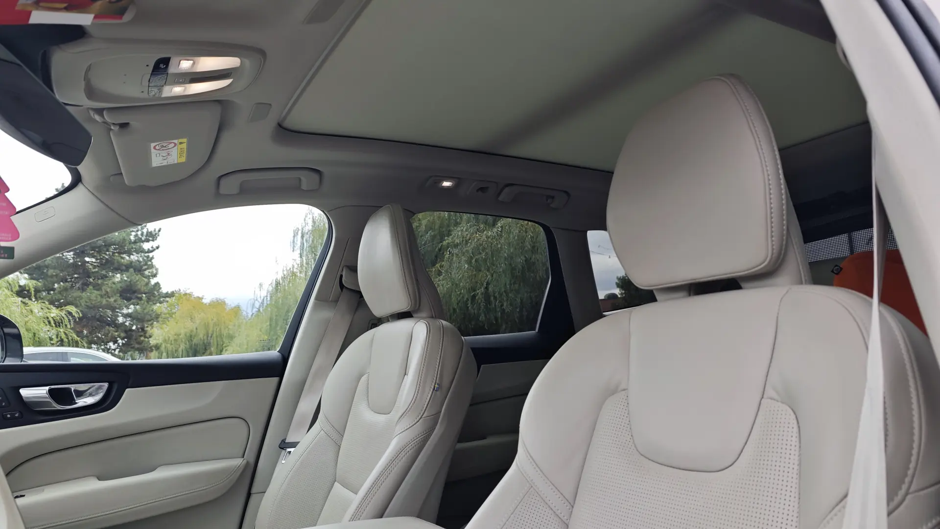 Volvo XC60 2.0d B4 Mild Hybrid AWD Ultimate Dark