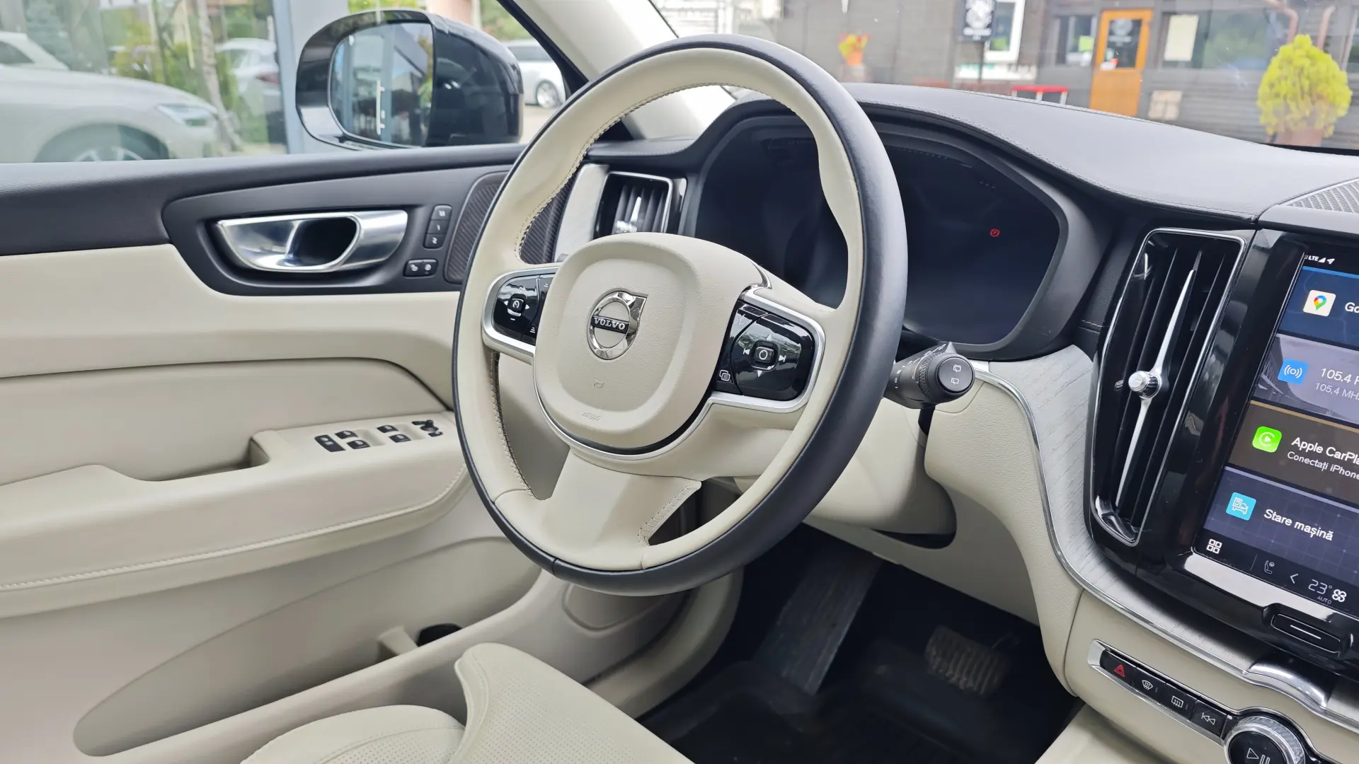 Volvo XC60 2.0d B4 Mild Hybrid AWD Ultimate Dark