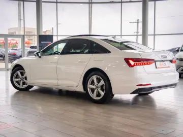 Audi A6 50 TFSIe quattro S-Tronic  sport